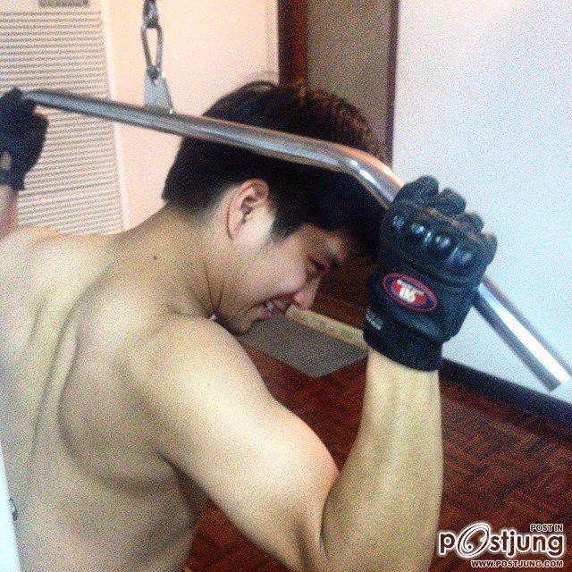 อยากให้โฟกัสที่รูปที่ชอบ 956