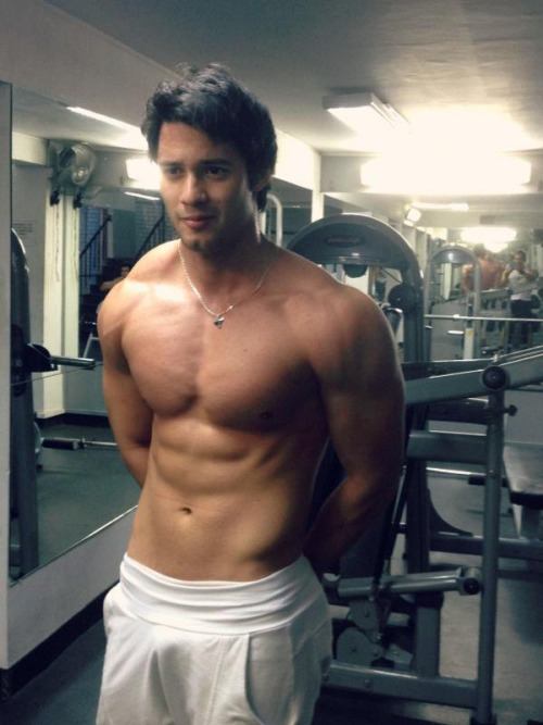 หนุ่มล่ำไหมคะ