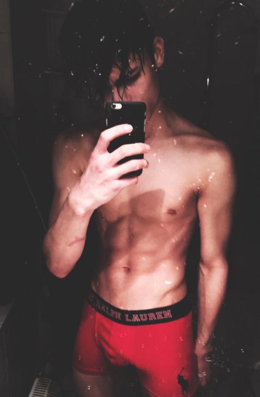 ผู้ชายพาเพลิน