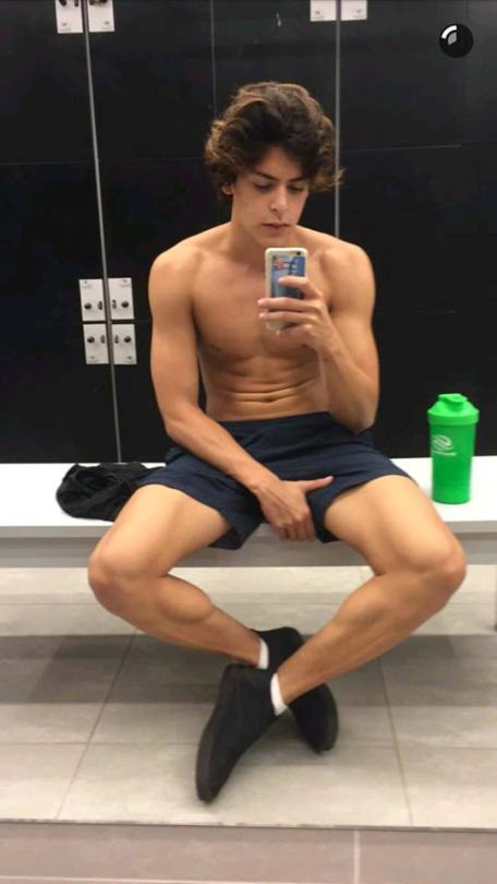 ส่องกันตาเหนียว