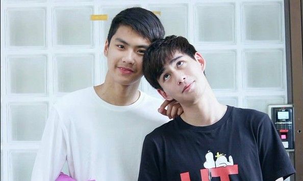 คู่จิ้น คู่นี้. " รักออกเดิน". ออกตัวแรง ใจละลาย