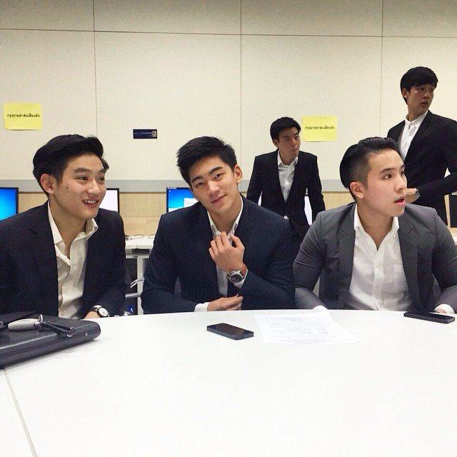 เชิญเลือกเลีย 1,038