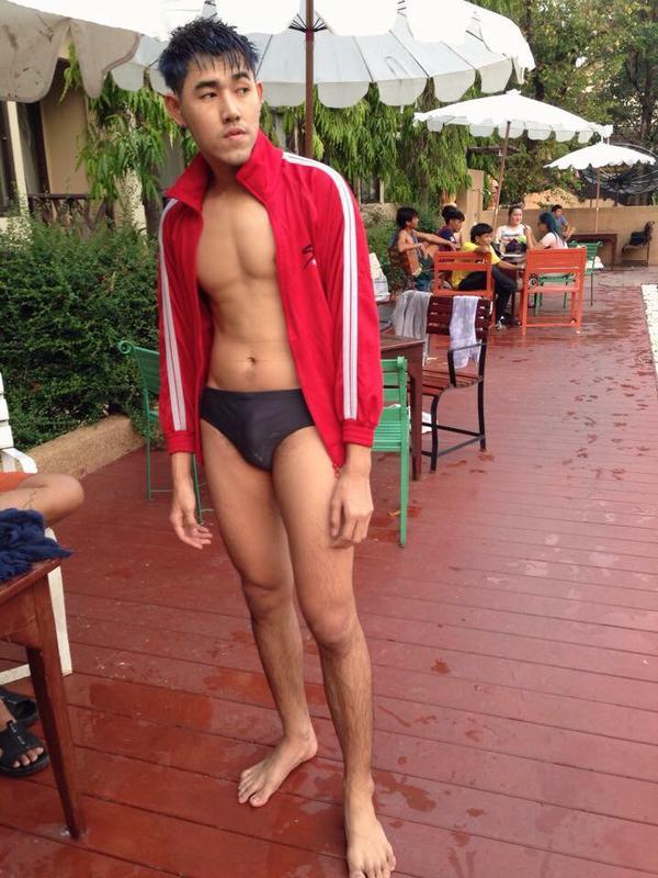 ต่อ  เซ็กซี่  1,052