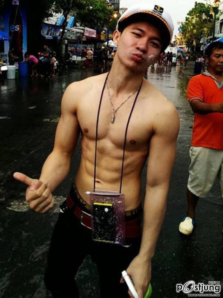 ต่อ  เซ็กซี่  1,052