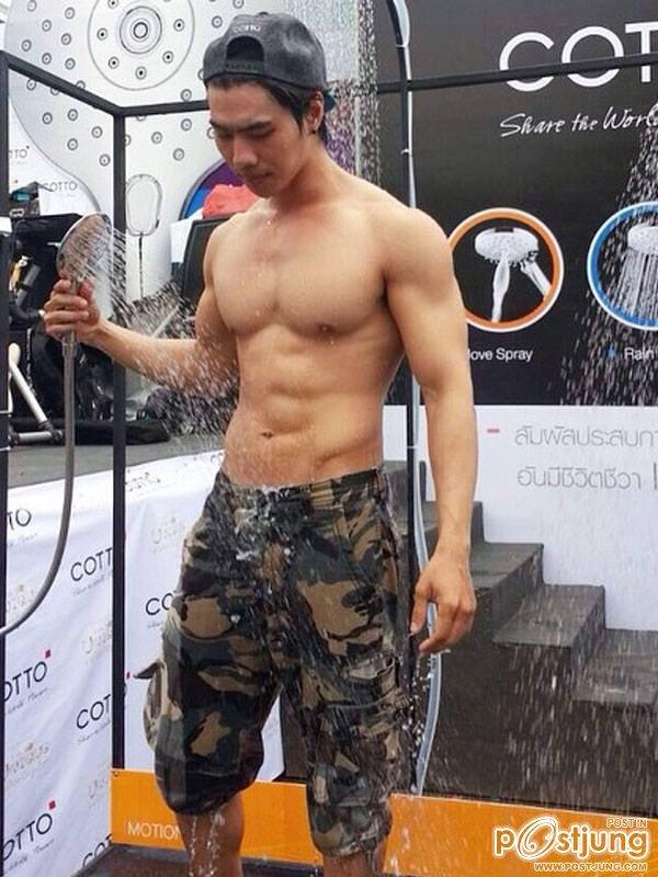 ต่อ  เซ็กซี่  1,052