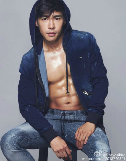 ล่ำแน่นๆ...แฟนใคร