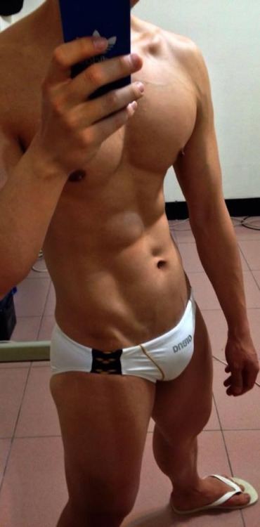 Sexy Asian Guys