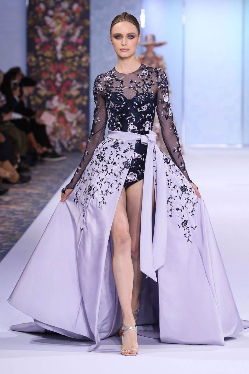 Ralph & Russo คอลเลคชั่น ฤดูใบไม้-ร่วงฤดู​​หนาว