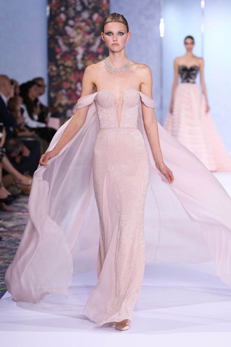 Ralph & Russo คอลเลคชั่น ฤดูใบไม้-ร่วงฤดู​​หนาว