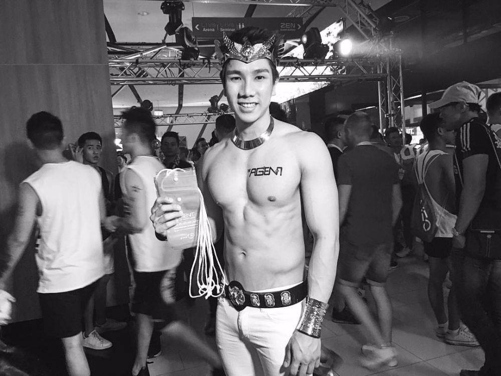 อยากกิน ปู มากกก หล่อแซ่บตี๋หัวใจ