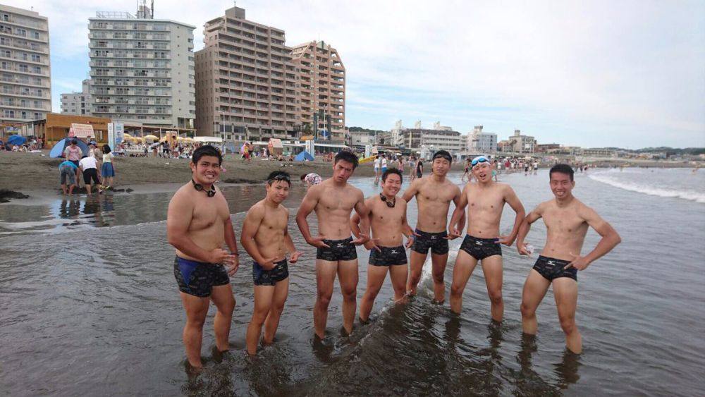 ผู้ชายพาเพลิน 4