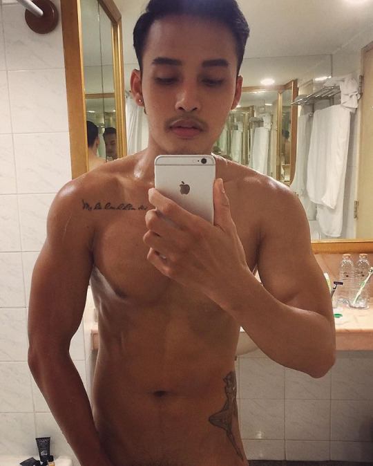 ผู้ชายพาเพลิน 7