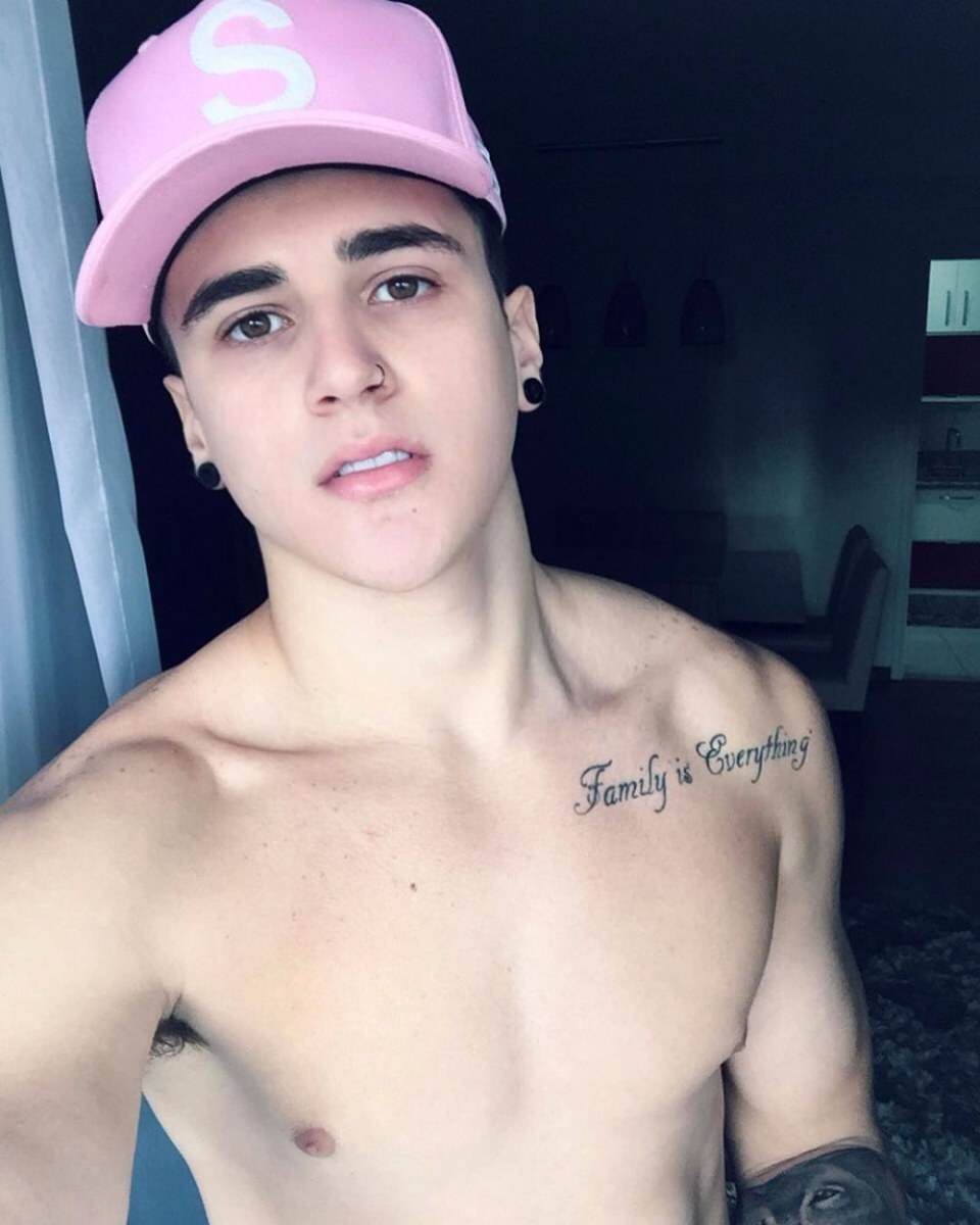 ฟินกับผู้ชาย 2