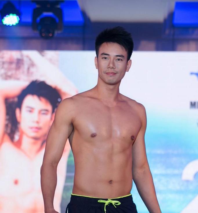 จับ Mister National Thailand 2016 มาถอดเสื้อโชว์