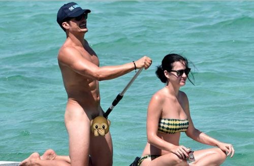 Orlando Bloom เปลือยแซ่บ พายเรือให้ Katy Perry