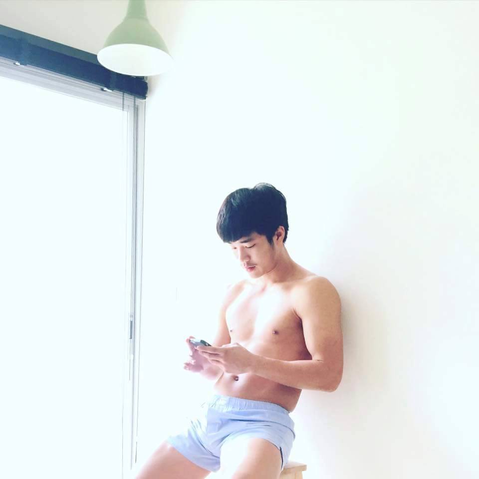 Zaab..! Handsome PoWer 39 คนหล่อขอเยที ฉีดน้ำใส่ตัวด้วย