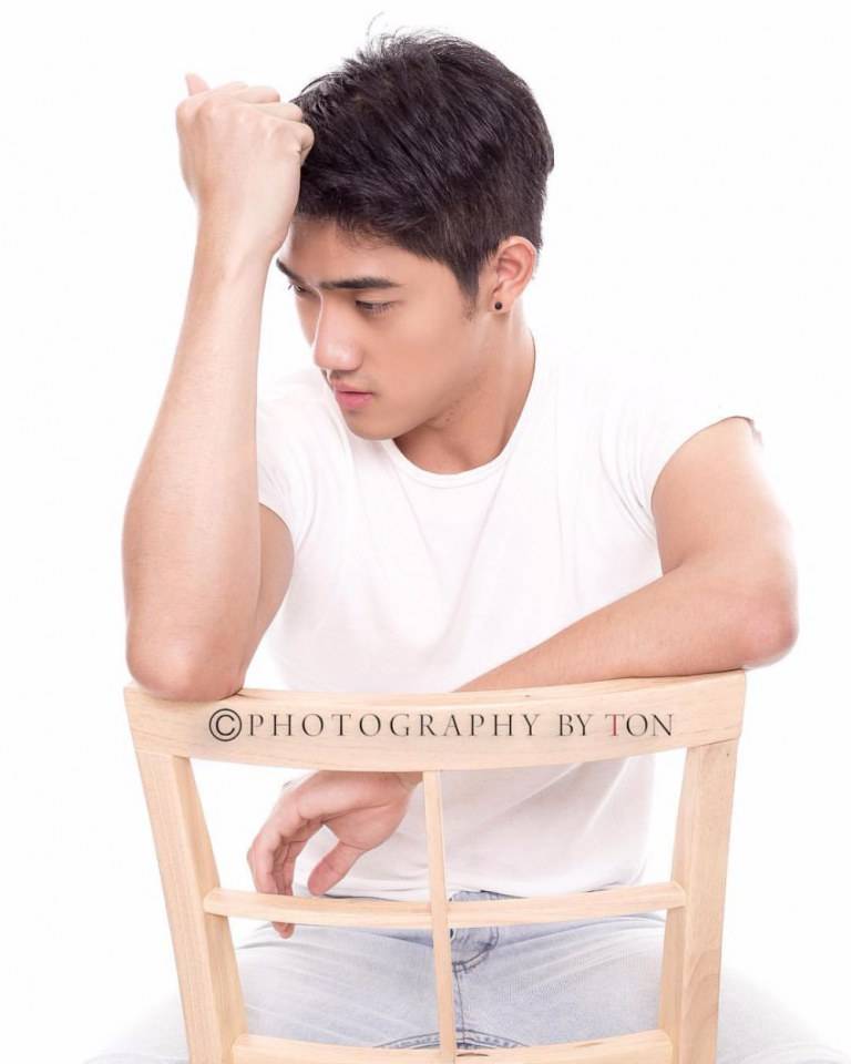 มีดีต้องโชว์