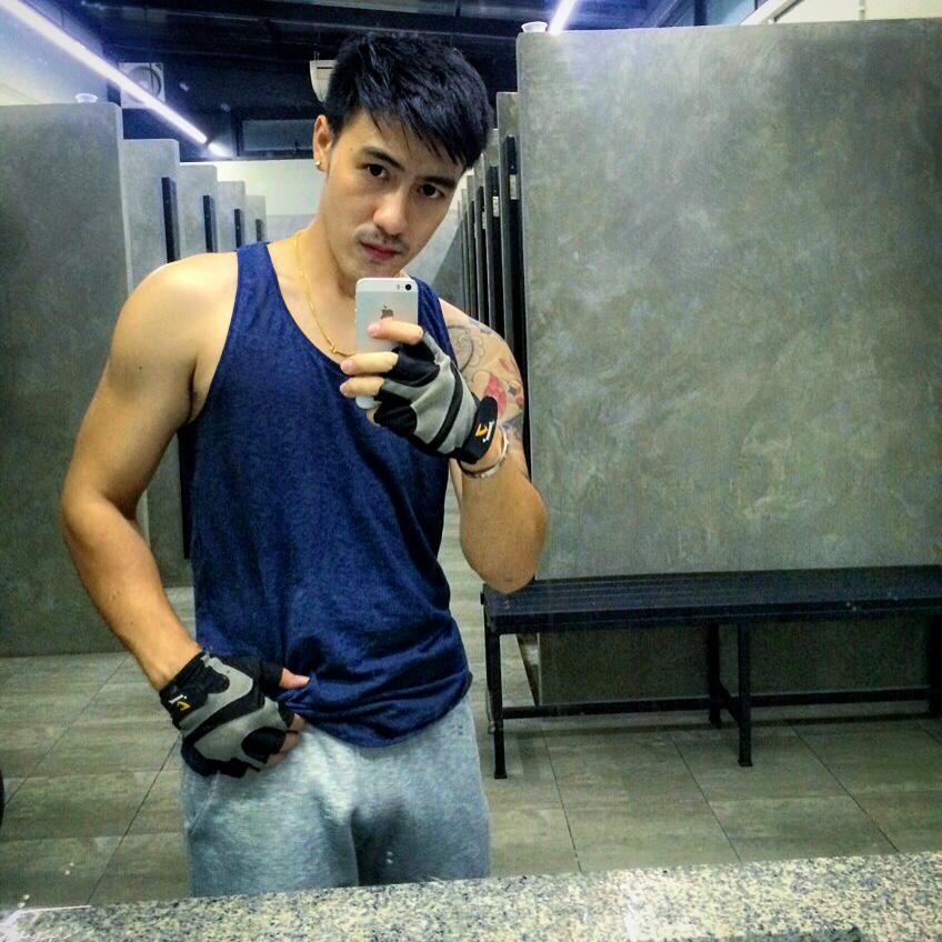 ขาวล่ำฉ้านนนนฟิน