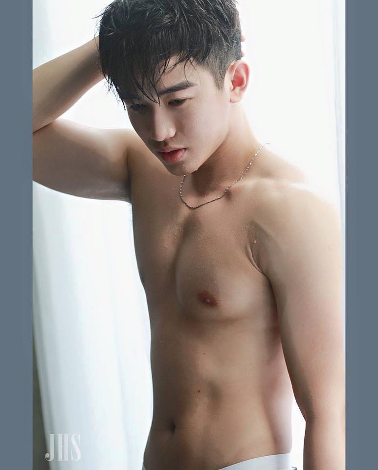 ขาวล่ำฉ้านนนนฟิน