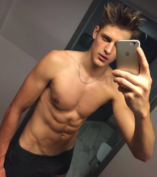 แซบวันหยุด