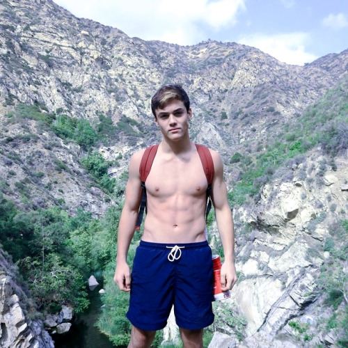 ผู้ชายพาเพลิน