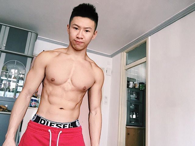 ผู้ชายพาเพลิน