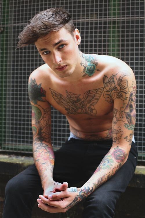 ผู้ชายพาเพลิน