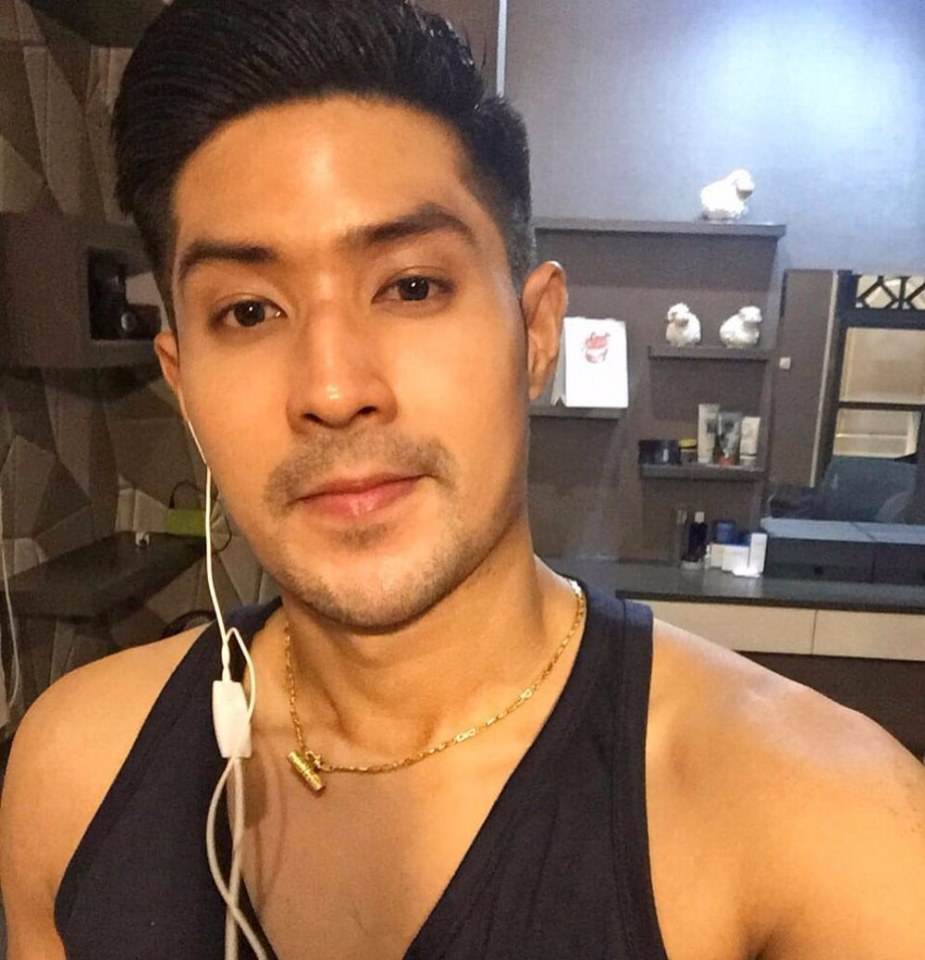 หล่อจนอยากได้...****ชายในไอจี