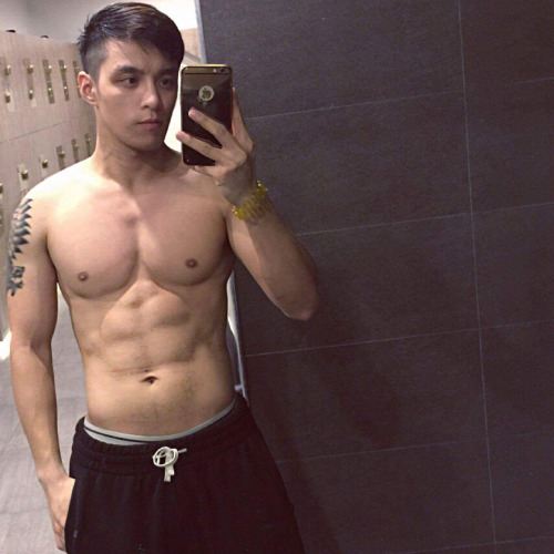 ผู้ชายพาเพลิน