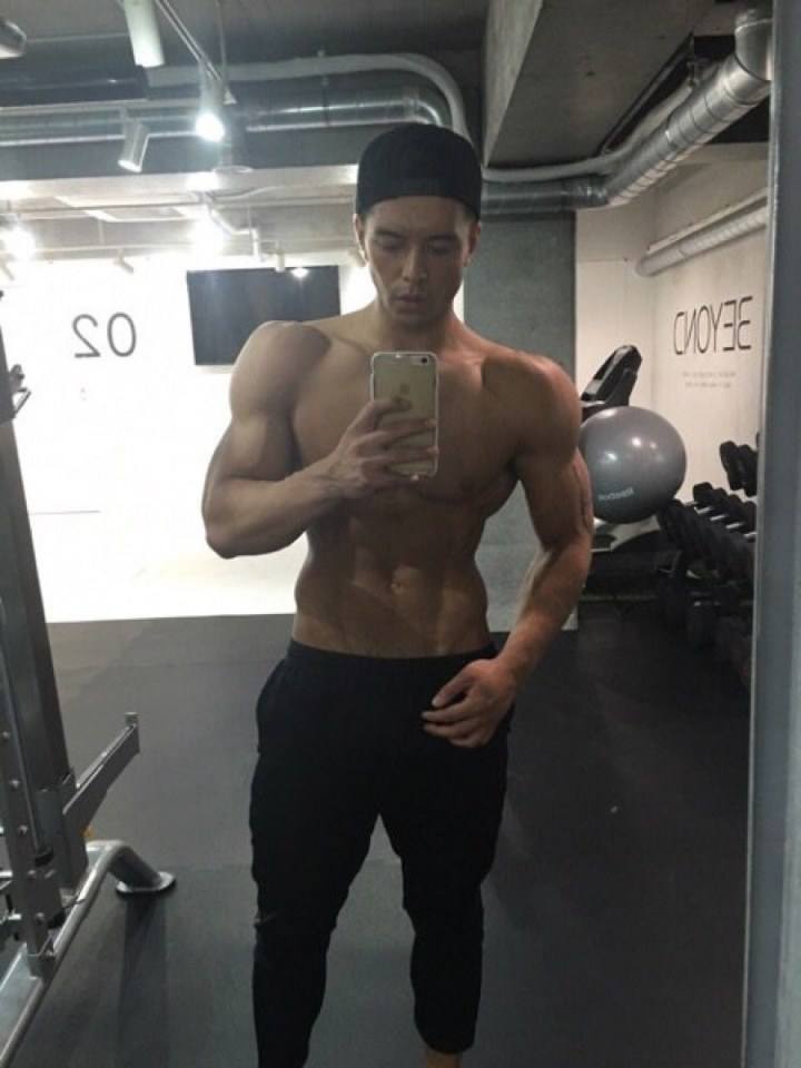 ผู้ชายพาเพลิน