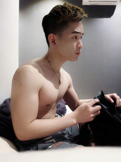 ผู้ชายพาเพลิน