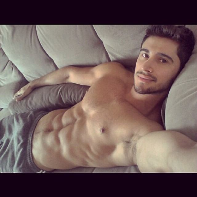 ผู้ชายแซบๆ