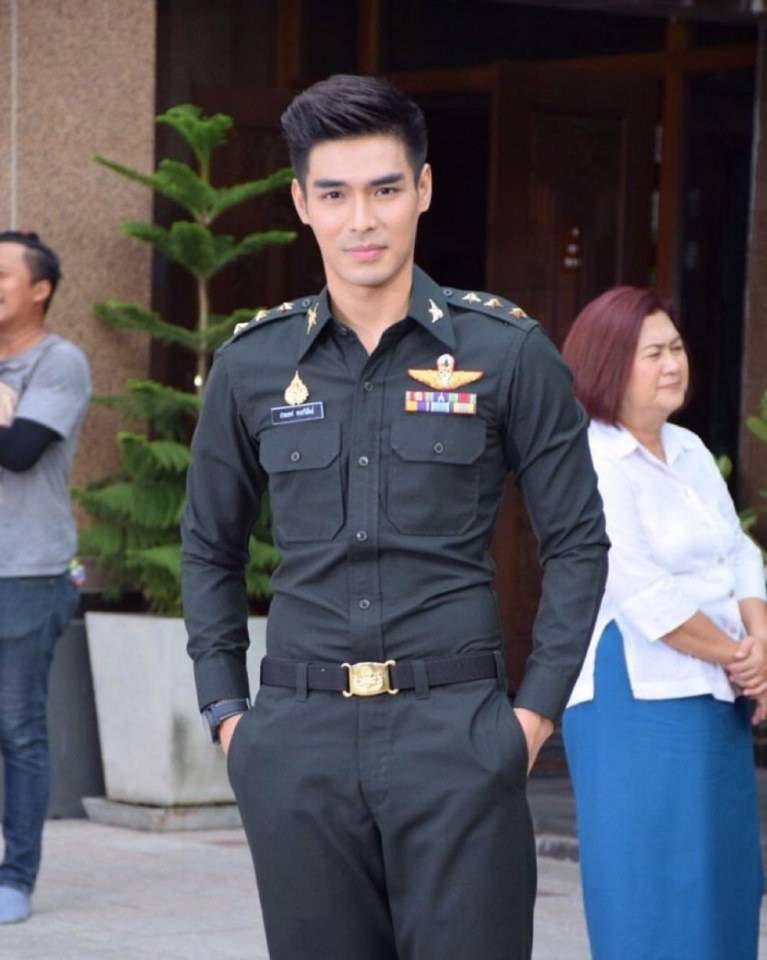 แมงมุมขยุมหัวใจ" อิอิ