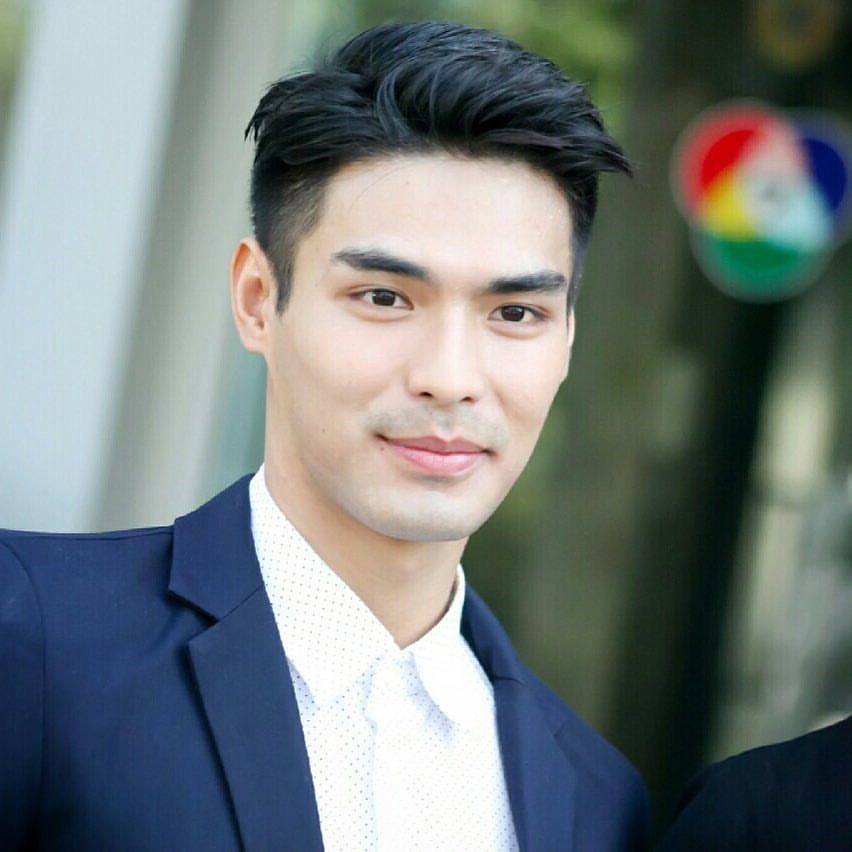 แมงมุมขยุมหัวใจ" อิอิ