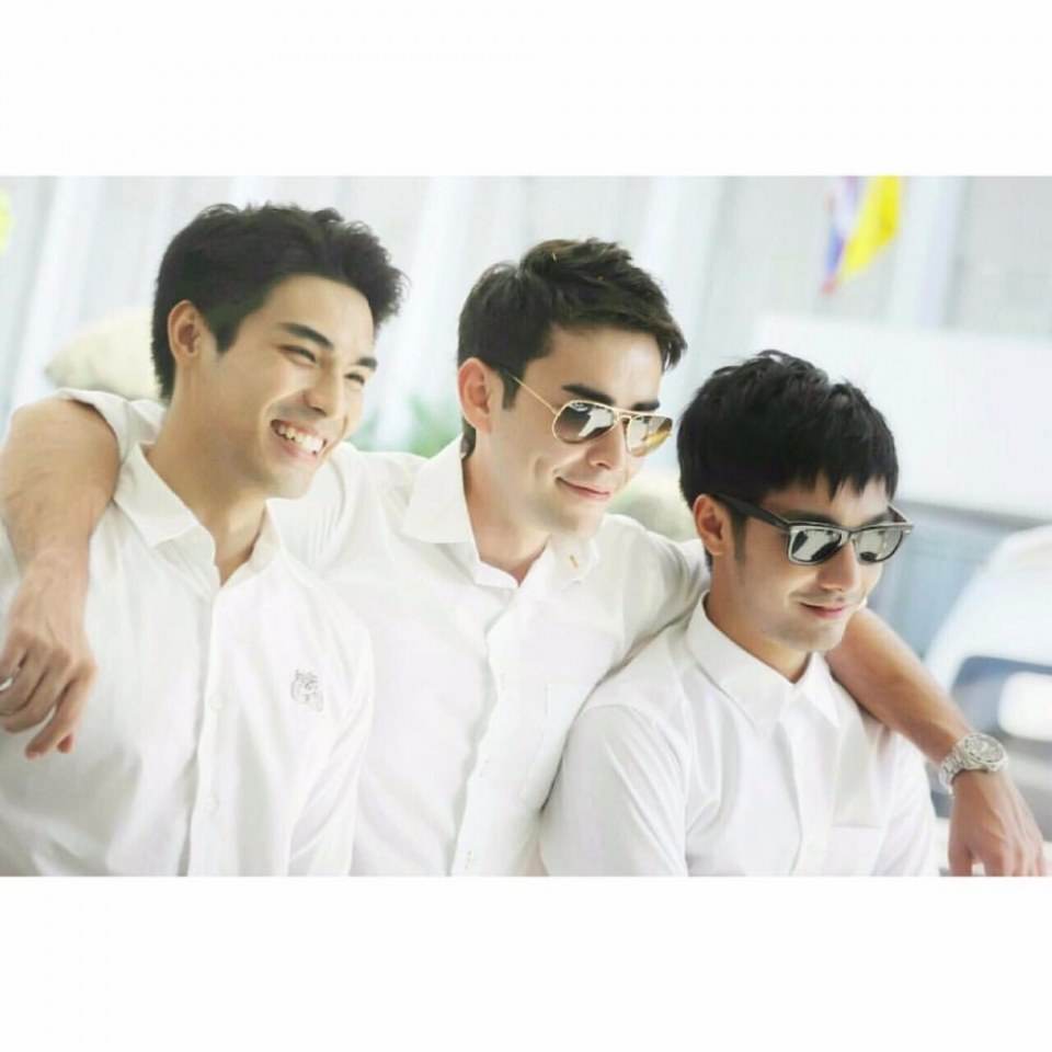 แมงมุมขยุมหัวใจ" อิอิ