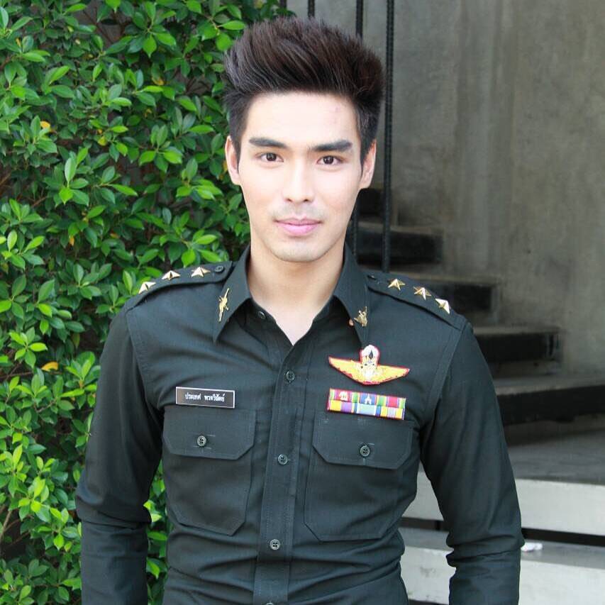 แมงมุมขยุมหัวใจ" อิอิ