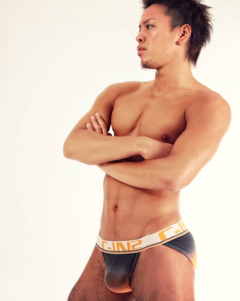 เเค่เกงในก็พอเเล้วนะ ญี่ปุ่นเเซ่บมากกก