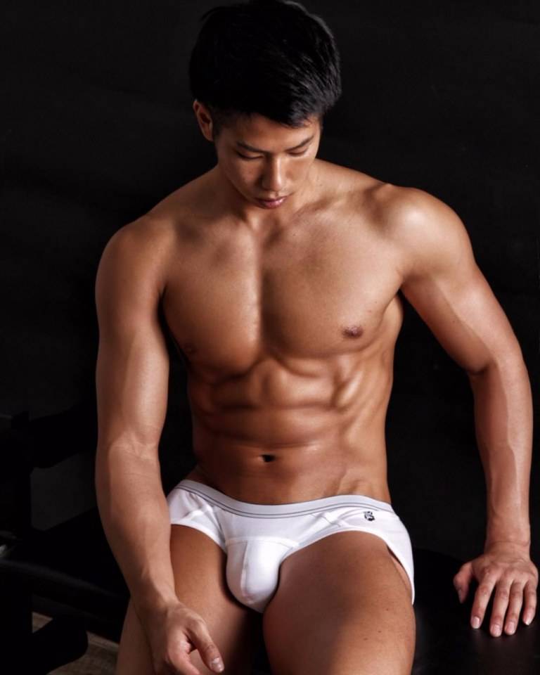 เเค่เกงในก็พอเเล้วนะ ญี่ปุ่นเเซ่บมากกก