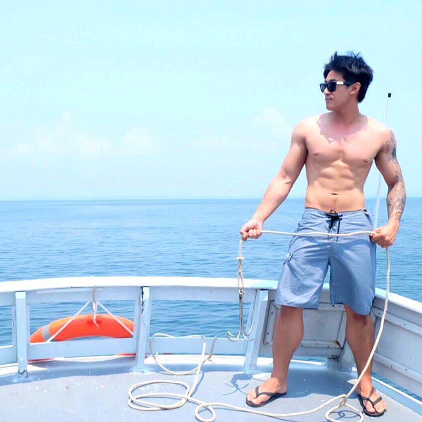 ผู้ชายแซบๆ