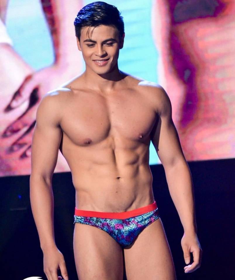 หนุ่มแน่นๆ002