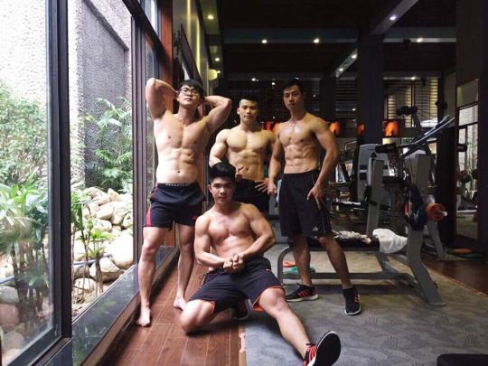 ถอดโชว์เรือนร่าง 1311