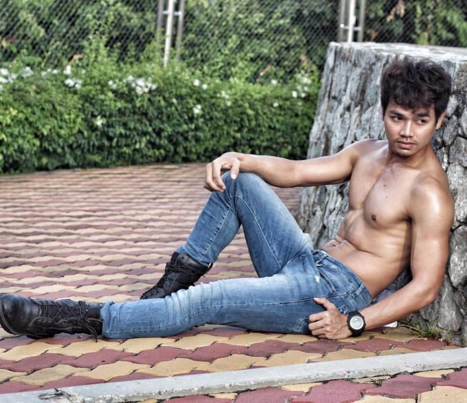 ขย้ำๆหงั่มๆ