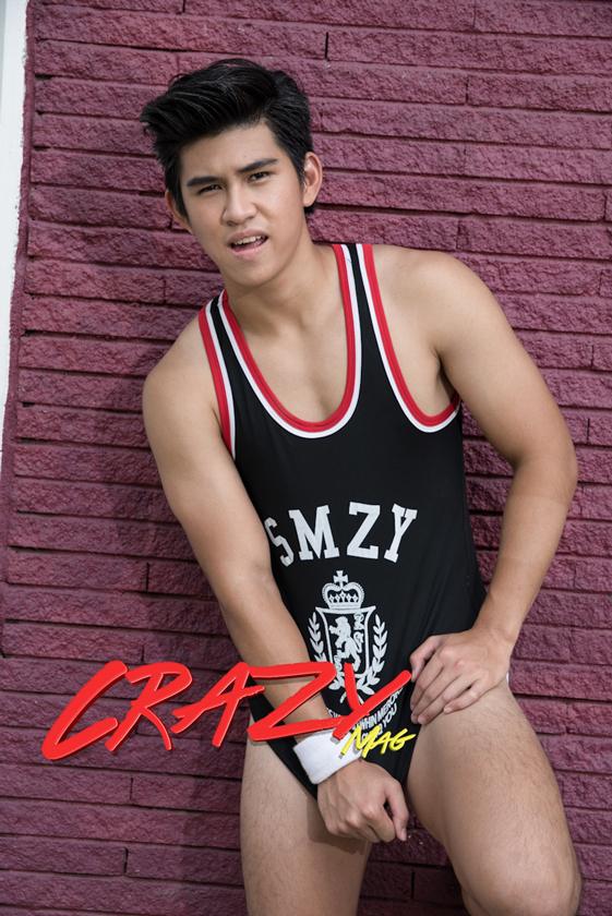 CRAZY MAGAZINE 02 มาแล้ว พบกับ 3 หนุ่มสุดเท่ห์