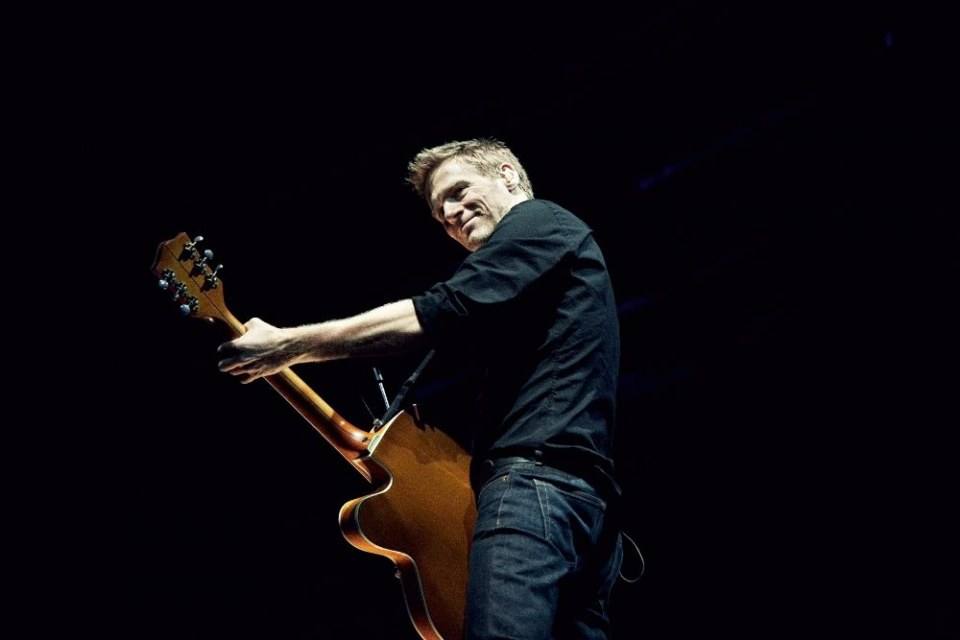 Bryan Adams : SEXY ไม่มีที่สิ้นสุด