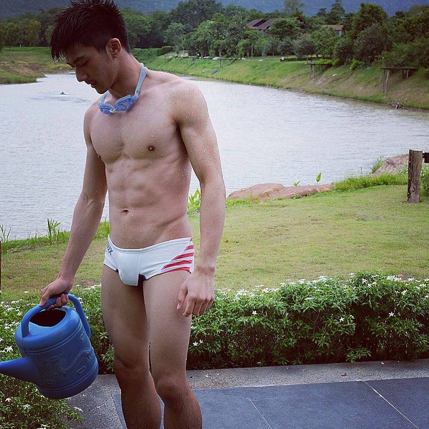 หล่อจริงอะไรจริง! “โอ จุฑาพัฒน์” นายแบบหนุ่มซิคแพคชัด เด็กปั้นของช่างภาพชื่อดัง “ใหญ่ อมาตย์”