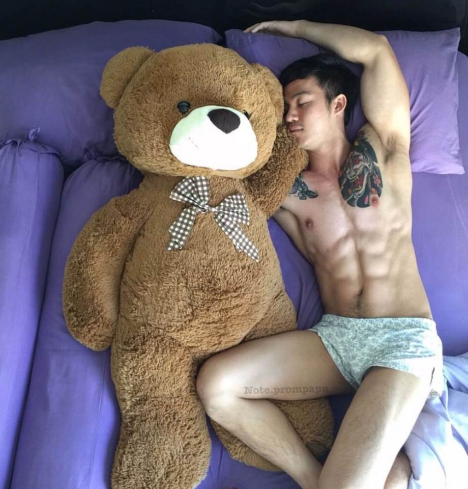 หนุ่มน่าฟัด005