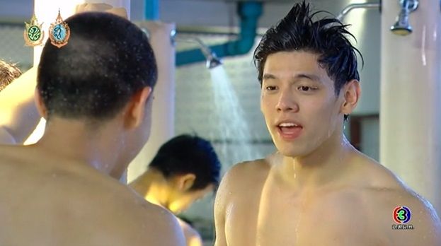ฉากผู้ชายอาบน้ำ ละครนางอาย