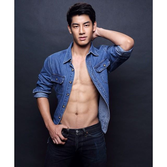 ฉากผู้ชายอาบน้ำ ละครนางอาย