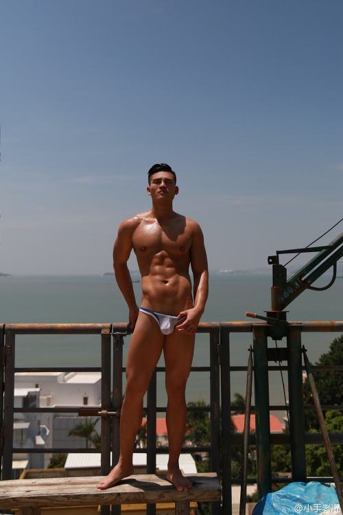 Hot guy in underwear 198