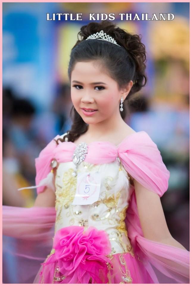 แฟชั่นโชว์การการกุศล Princess & Prince by Little kids Thailand